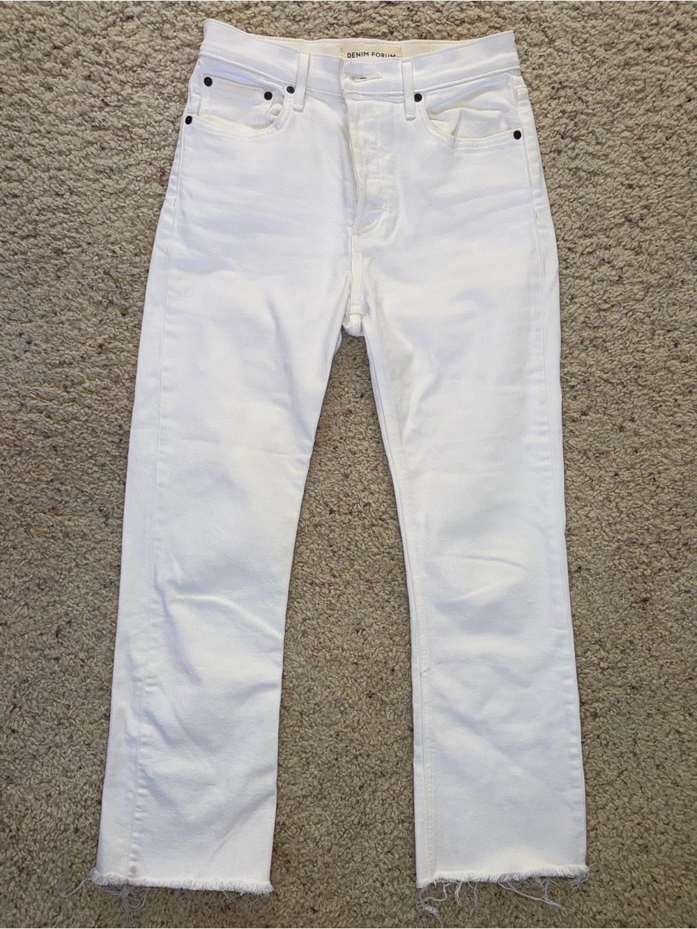 Aritzia Denim Forum The Bailey High Rise Crop Flare Jeans White Button Fly Sz 26